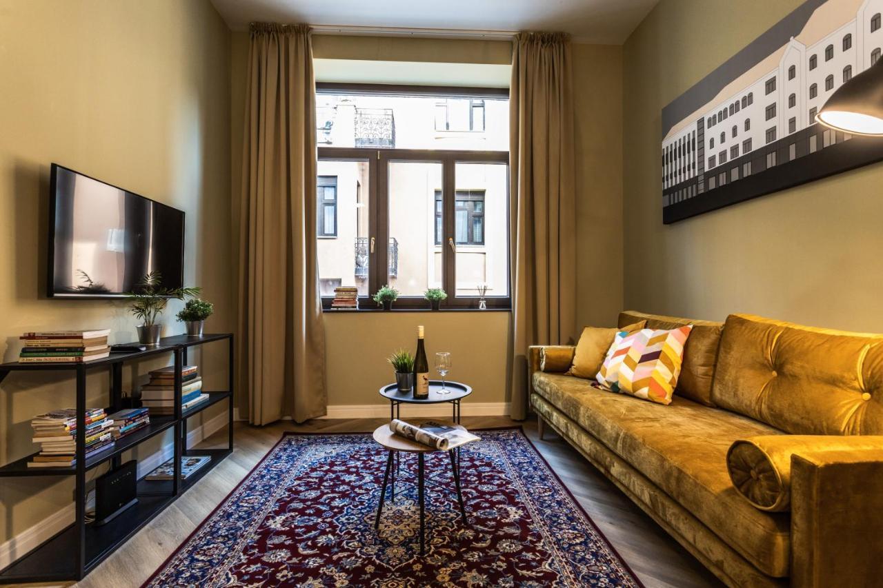 M15 Apartment Печ Екстериор снимка