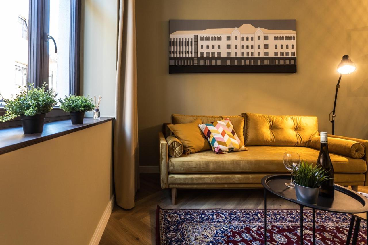 M15 Apartment Печ Екстериор снимка