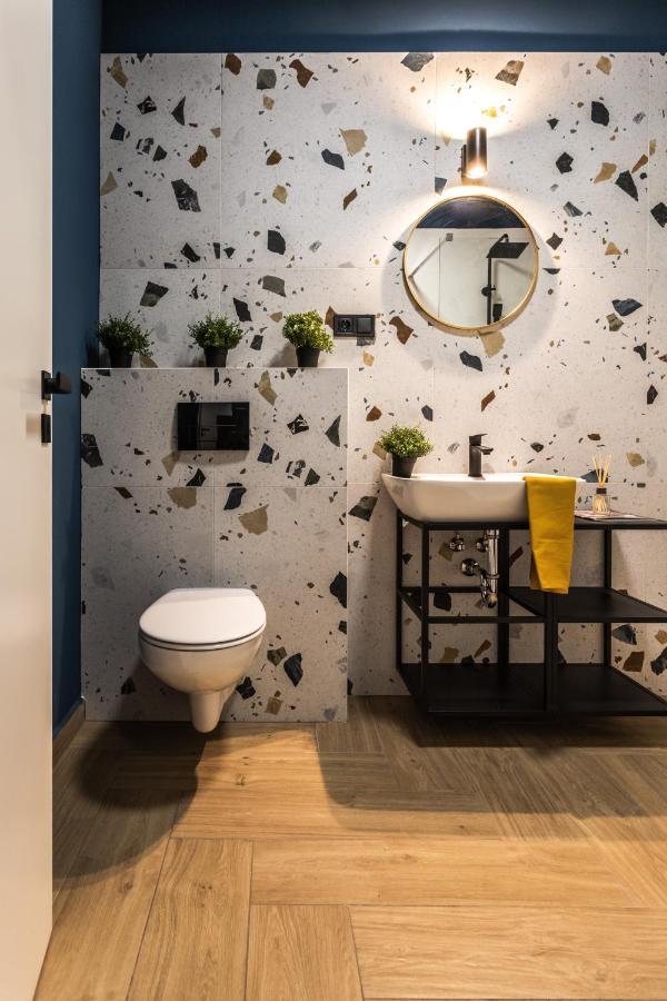 M15 Apartment Печ Екстериор снимка