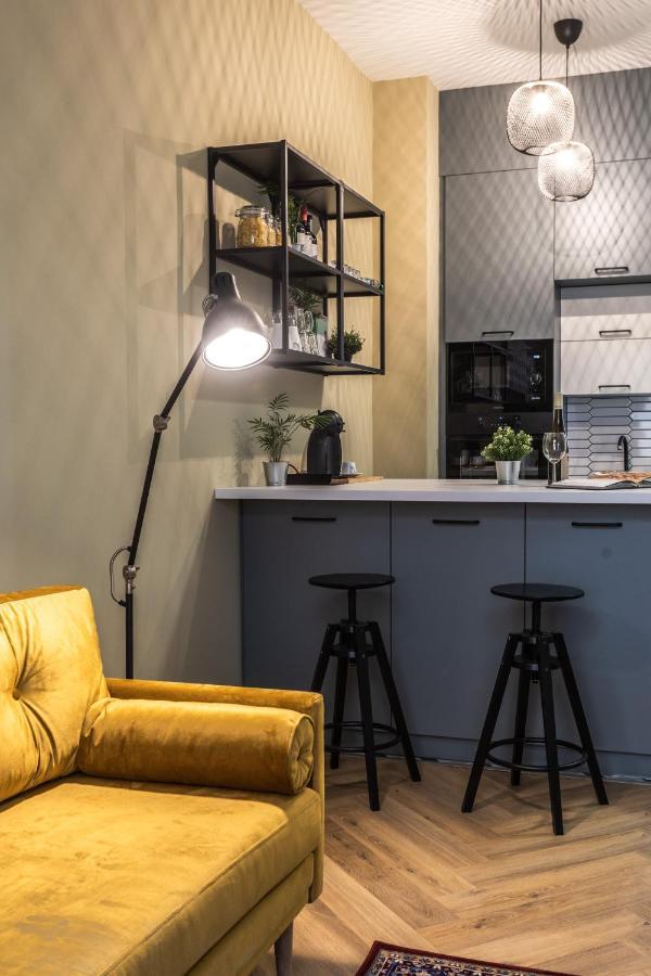 M15 Apartment Печ Екстериор снимка
